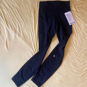 NWT Lululemon black speed up running leggings Sz 4